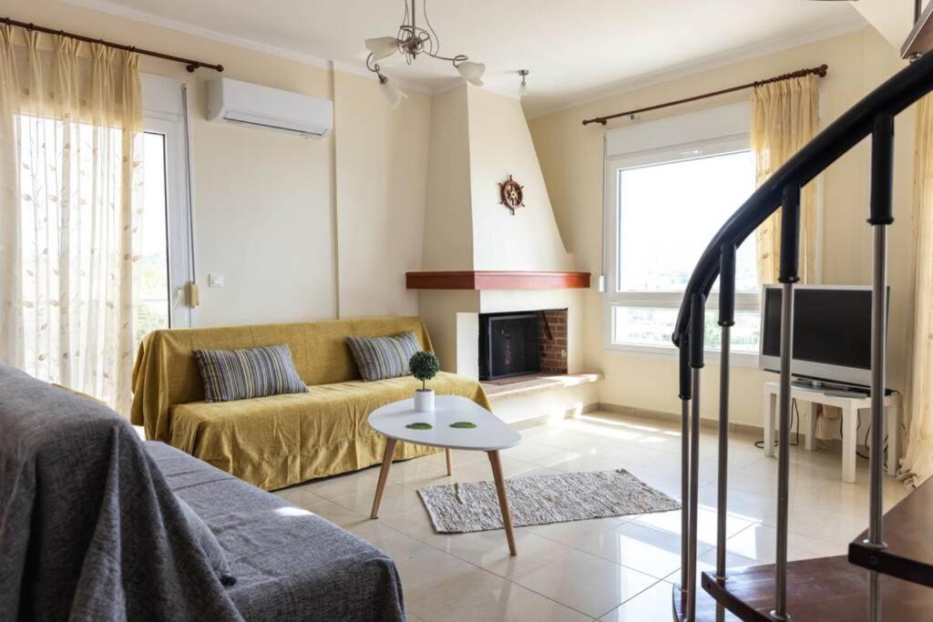 Port View House-Comfy Family Apartment-Panoramic View เนอาเปรามอส ภายนอก รูปภาพ
