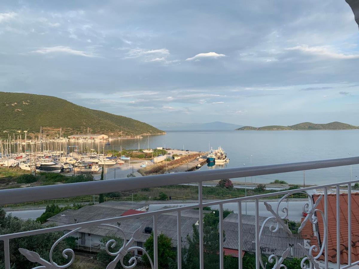 Port View House-Comfy Family Apartment-Panoramic View เนอาเปรามอส ภายนอก รูปภาพ